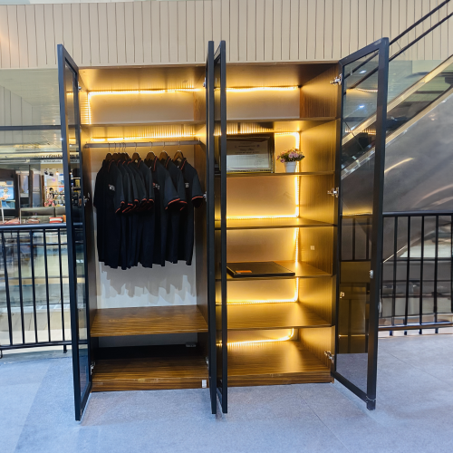 Chọn mua tủ nhôm cánh kính chất lượng tại Nhôm Đông Á