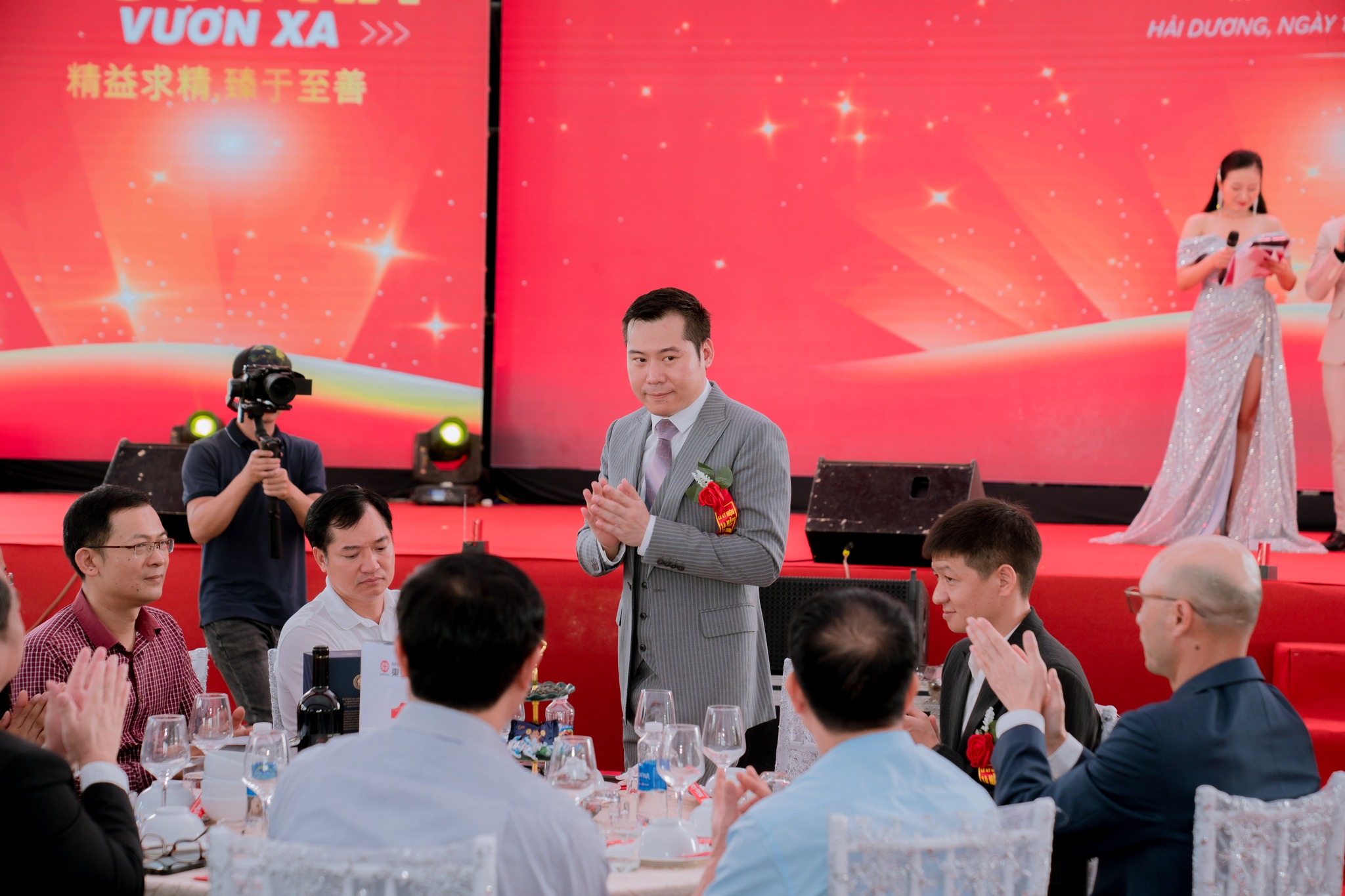 409590101_890499325850735_7855730078643552277_n