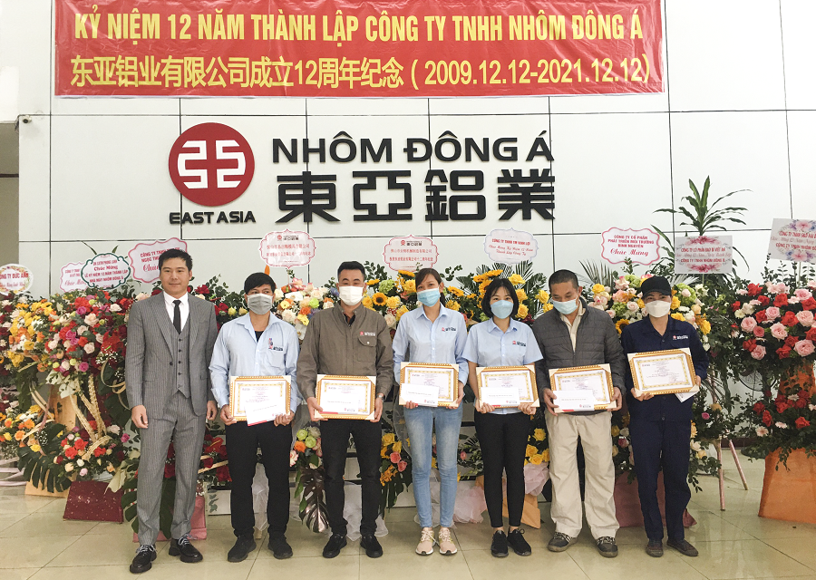 Nhân Viên Xuất Sắc