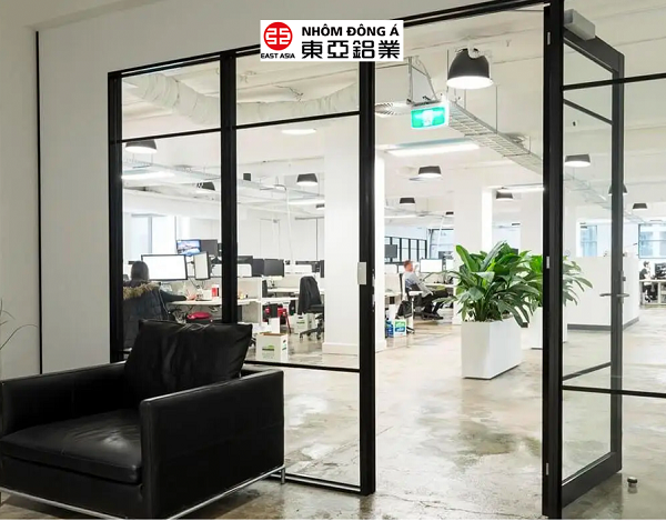 Cửa nhôm mở quay