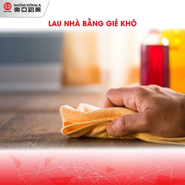 Sử dụng khăn lâu vệ sinh khi bụi bấm