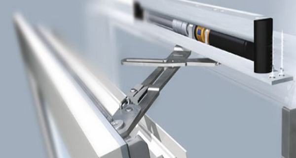 phu-kien-cua-nhom-kinh-hang-roto