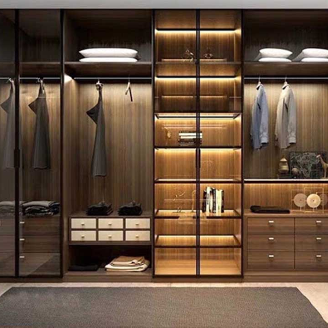 u điểm của tủ quần áo cánh kính dành cho không gian gia đình